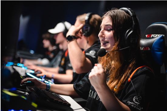 women in esports