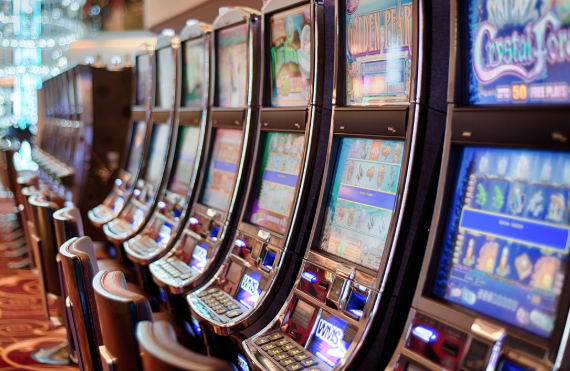 How Slot Machines Decide Payouts RNG and RTP Explained